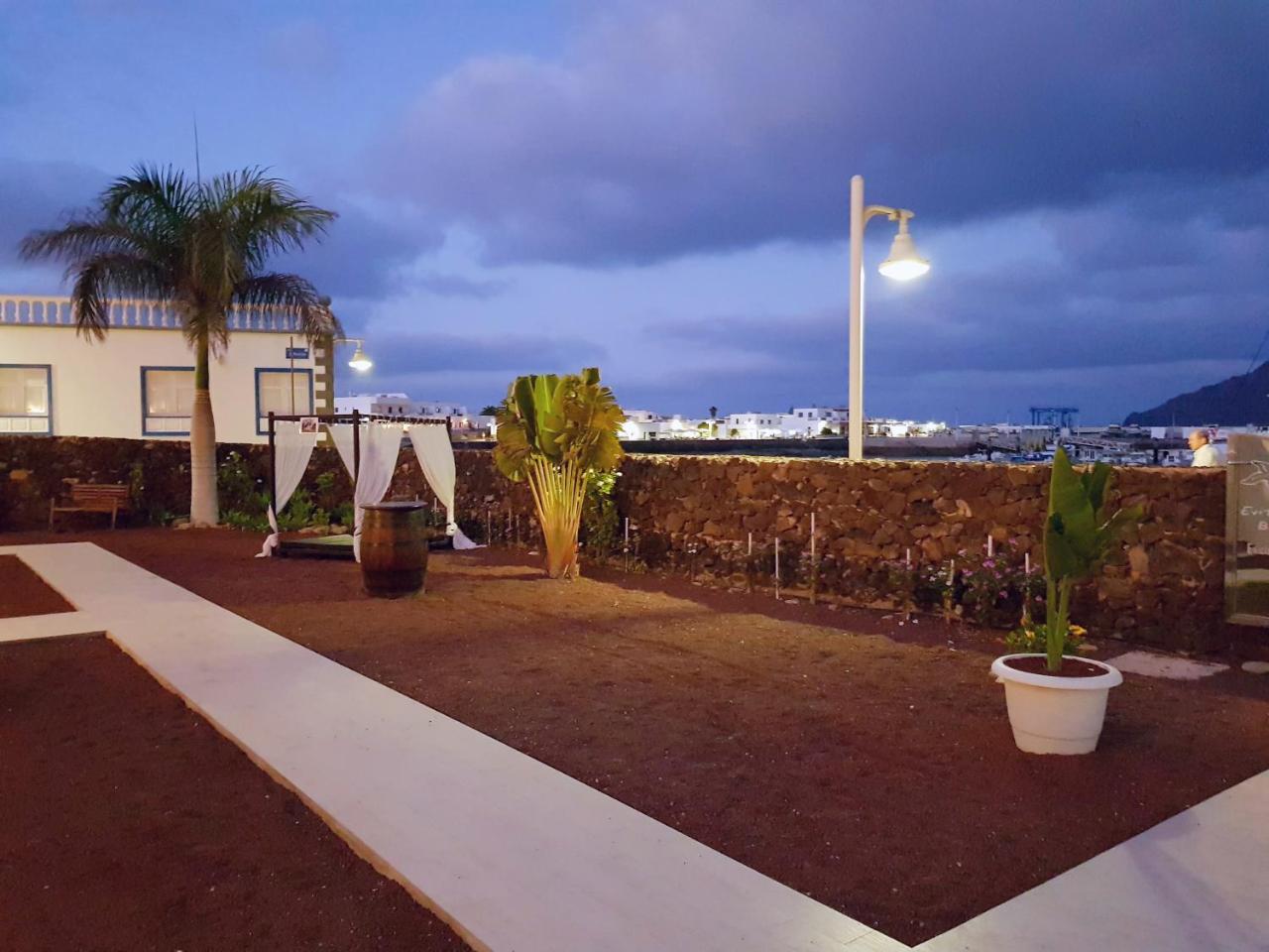 La Graciosa Camelia Beach Vistas Mar Caleta de Sebo Εξωτερικό φωτογραφία